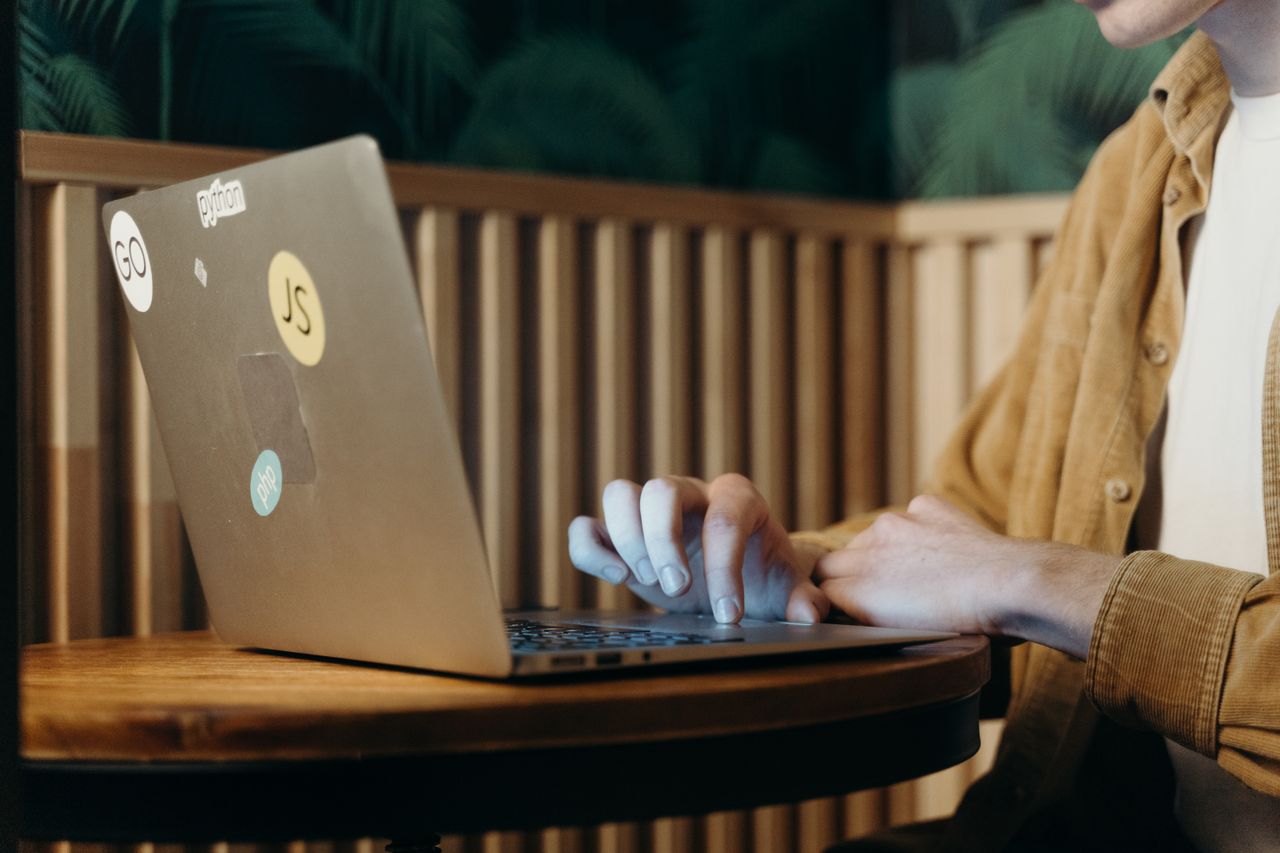 Starta en egen blogg – guide till Simply.com och WordPress
